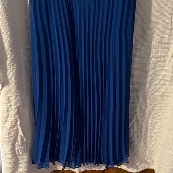 Elegant Spaghetti Strap Blue Pleated Midi Dress- Tall - Picture 3 of 7